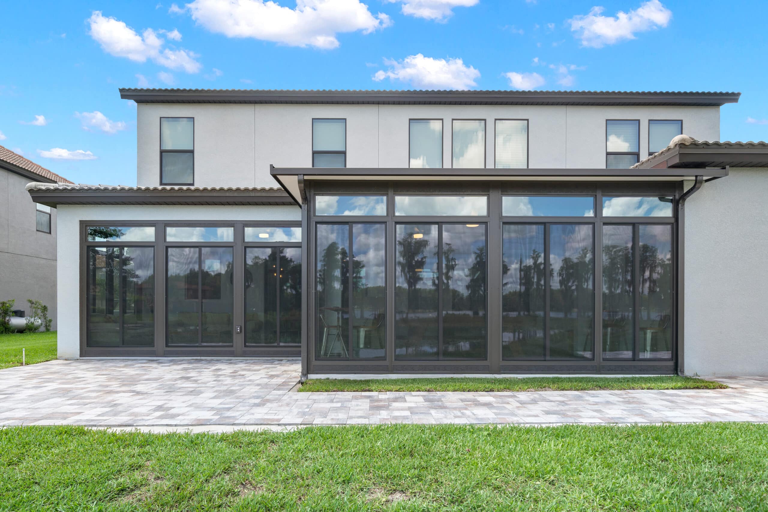 Sunroom, Studio Roof, Premier View Walls, Upper Transoms, Bronze, Outside View, Daytime